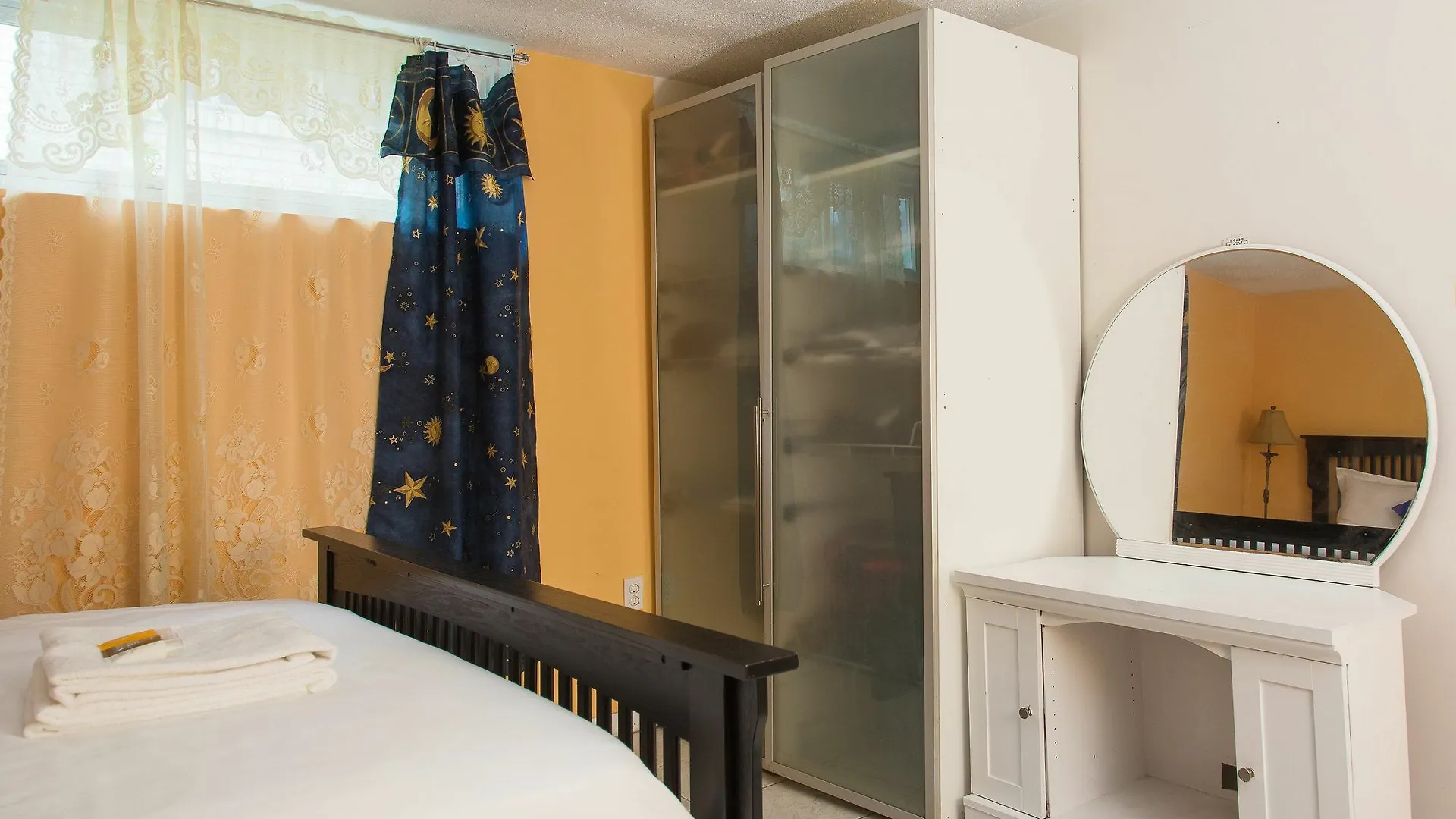 Charlton Suites Guest House